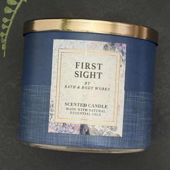 BBW First Sight Bath & Body Works 3 Wick Candle - Picture 5 of 10